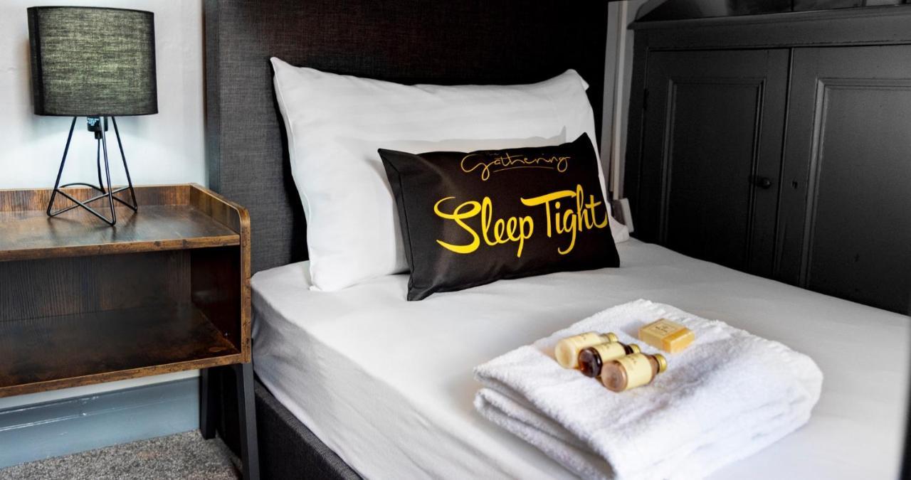 The Clifford Gathering York - Sleeps Up To 10 ภายนอก รูปภาพ