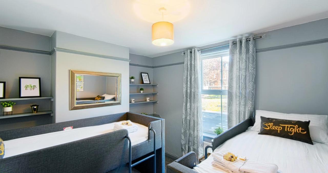 The Clifford Gathering York - Sleeps Up To 10 ภายนอก รูปภาพ