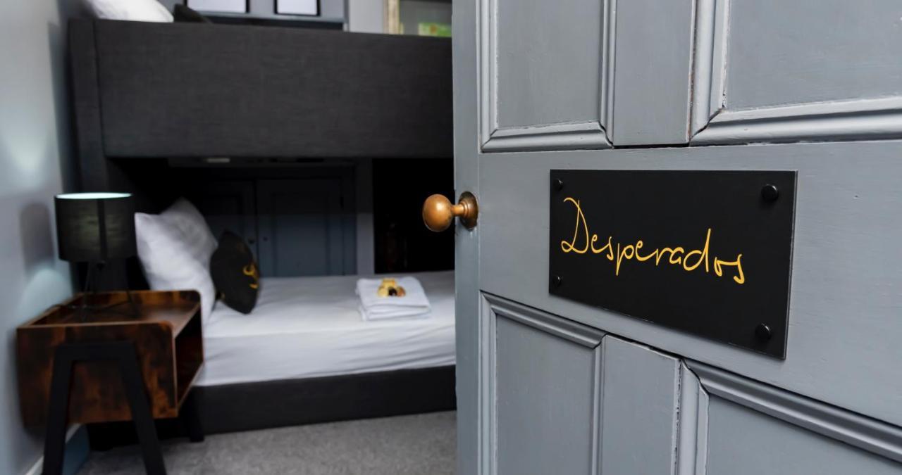 The Clifford Gathering York - Sleeps Up To 10 ภายนอก รูปภาพ